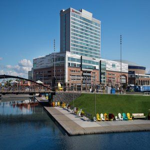 Hotel Marriott At Lecom Harborcenter Buffalo